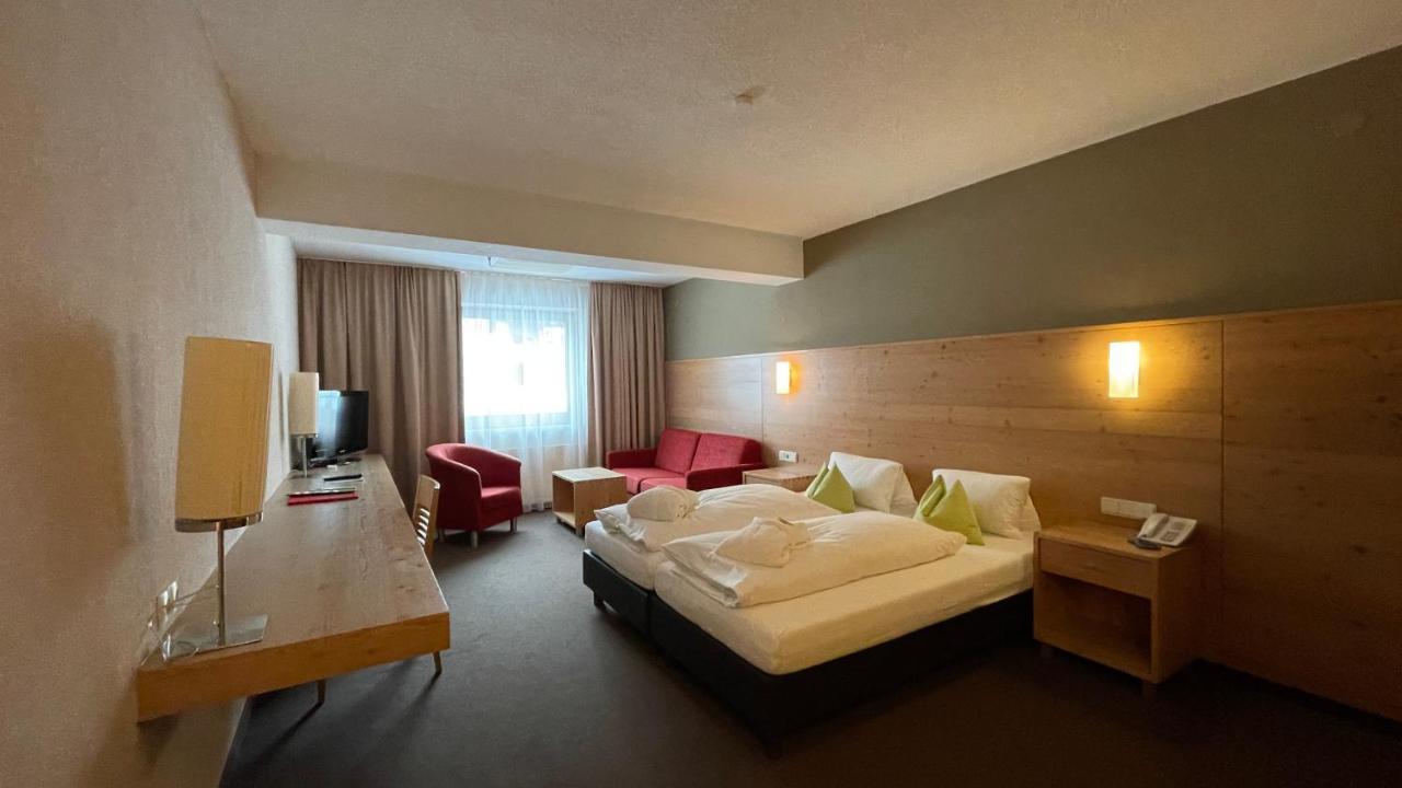 Hotel Baeckelar Wirt Superior Зельден Екстер'єр фото