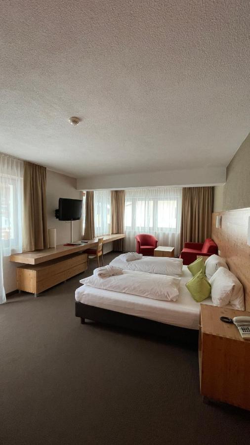 Hotel Baeckelar Wirt Superior Зельден Екстер'єр фото