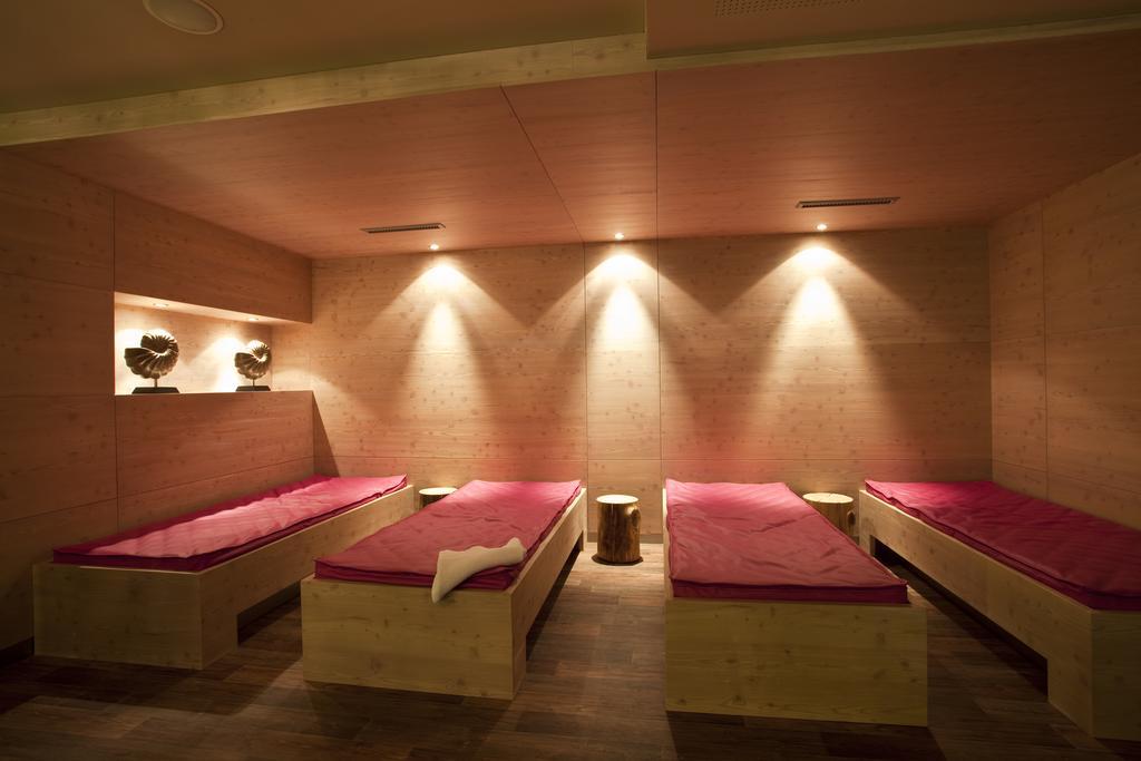 Hotel Baeckelar Wirt Superior Зельден Екстер'єр фото