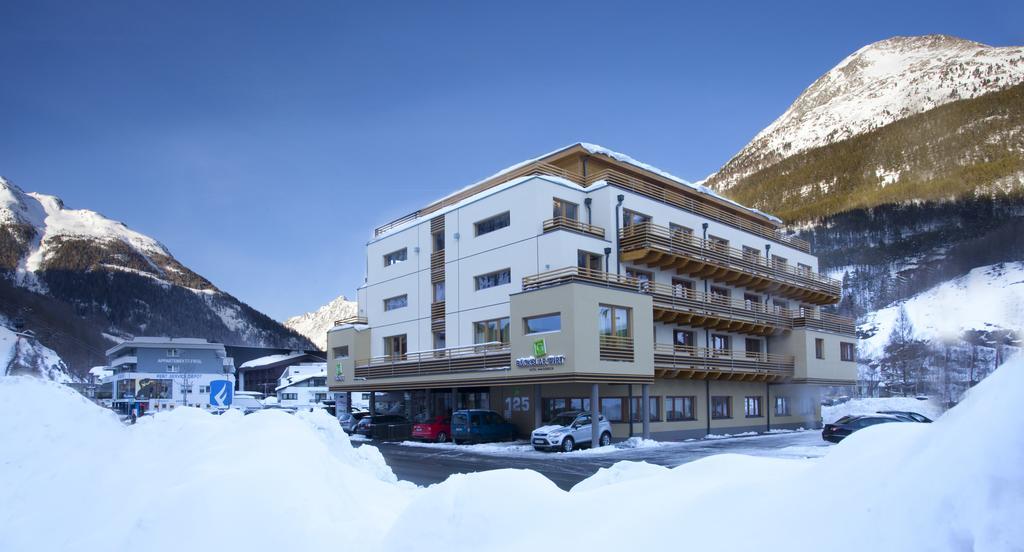 Hotel Baeckelar Wirt Superior Зельден Екстер'єр фото